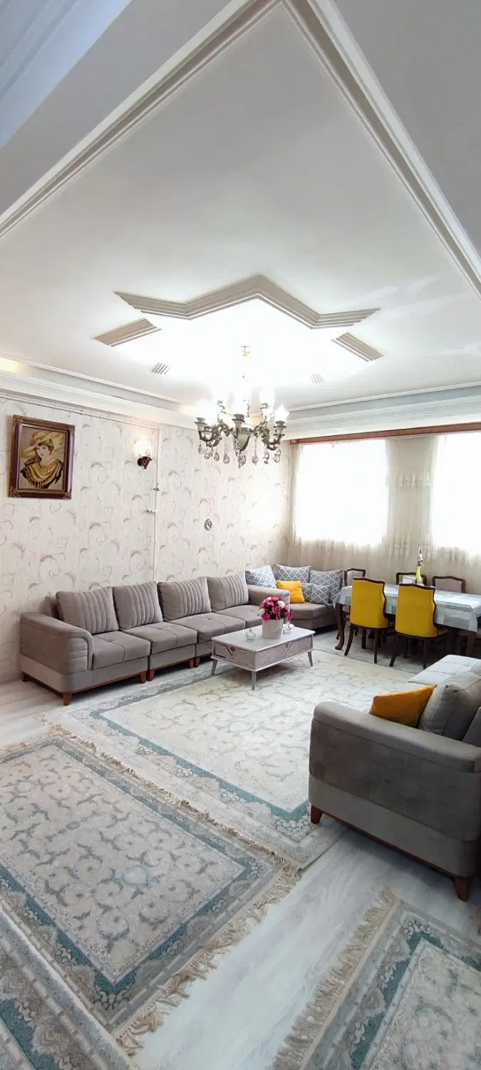 فروش آپارتمان دو خواب اندیشه