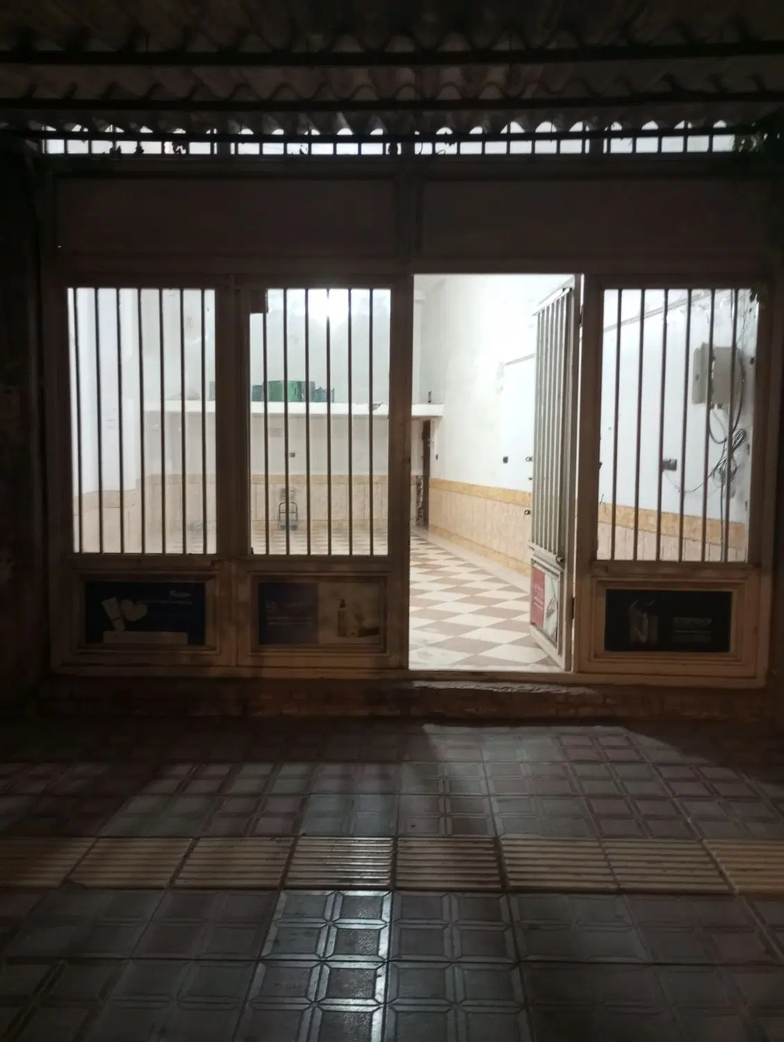 مغازه اجاره‌ی دلند