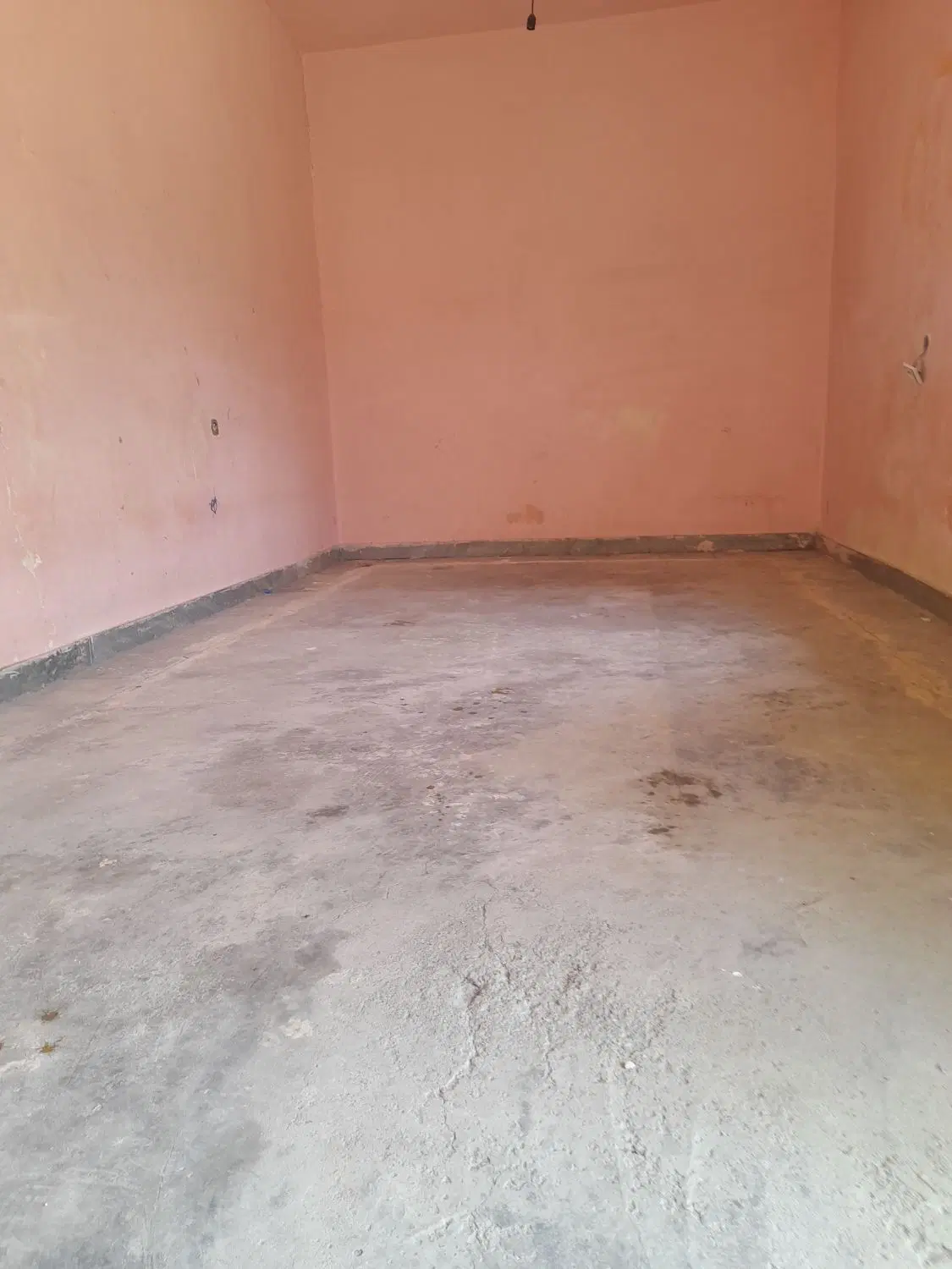 یک اتاق  اجاره ای