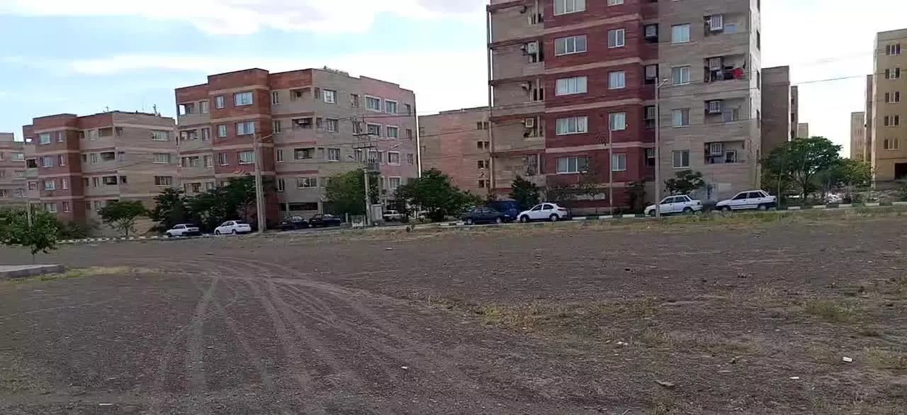 زمین تجاری سردونبش