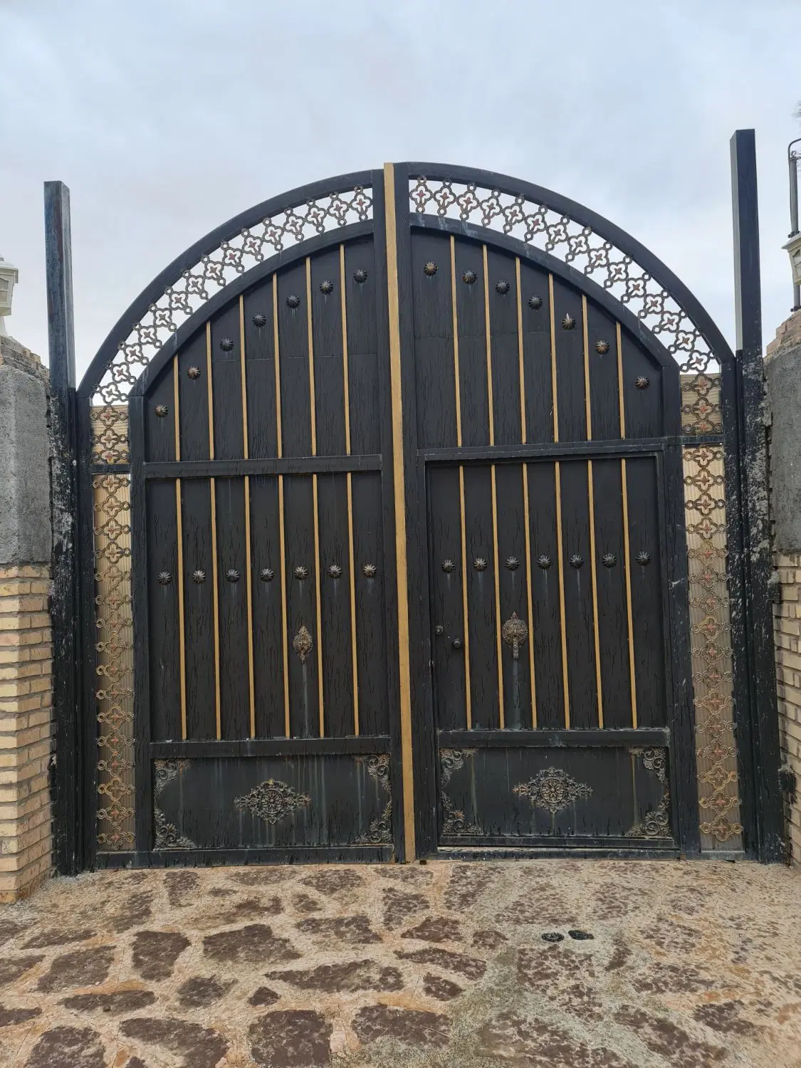 باغ لاکچری 1600 متری در شیر حصار