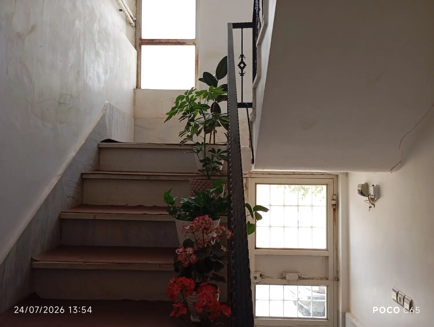 رهن و اجاره یک آپارتمان در آستانه