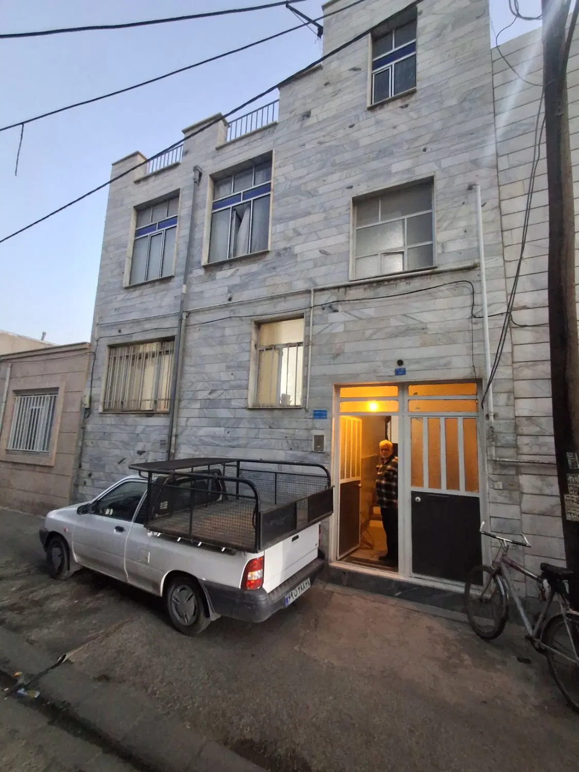 ویلایی ۱۲۰ متر زمین