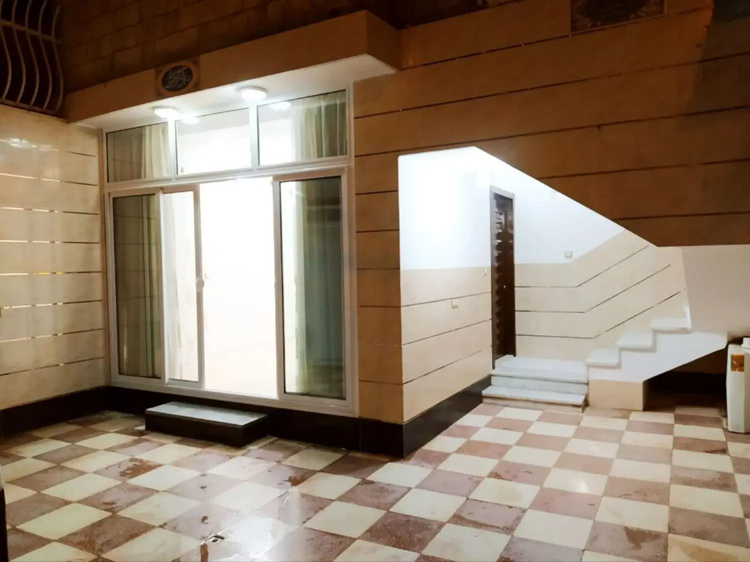 منزل مسکونی