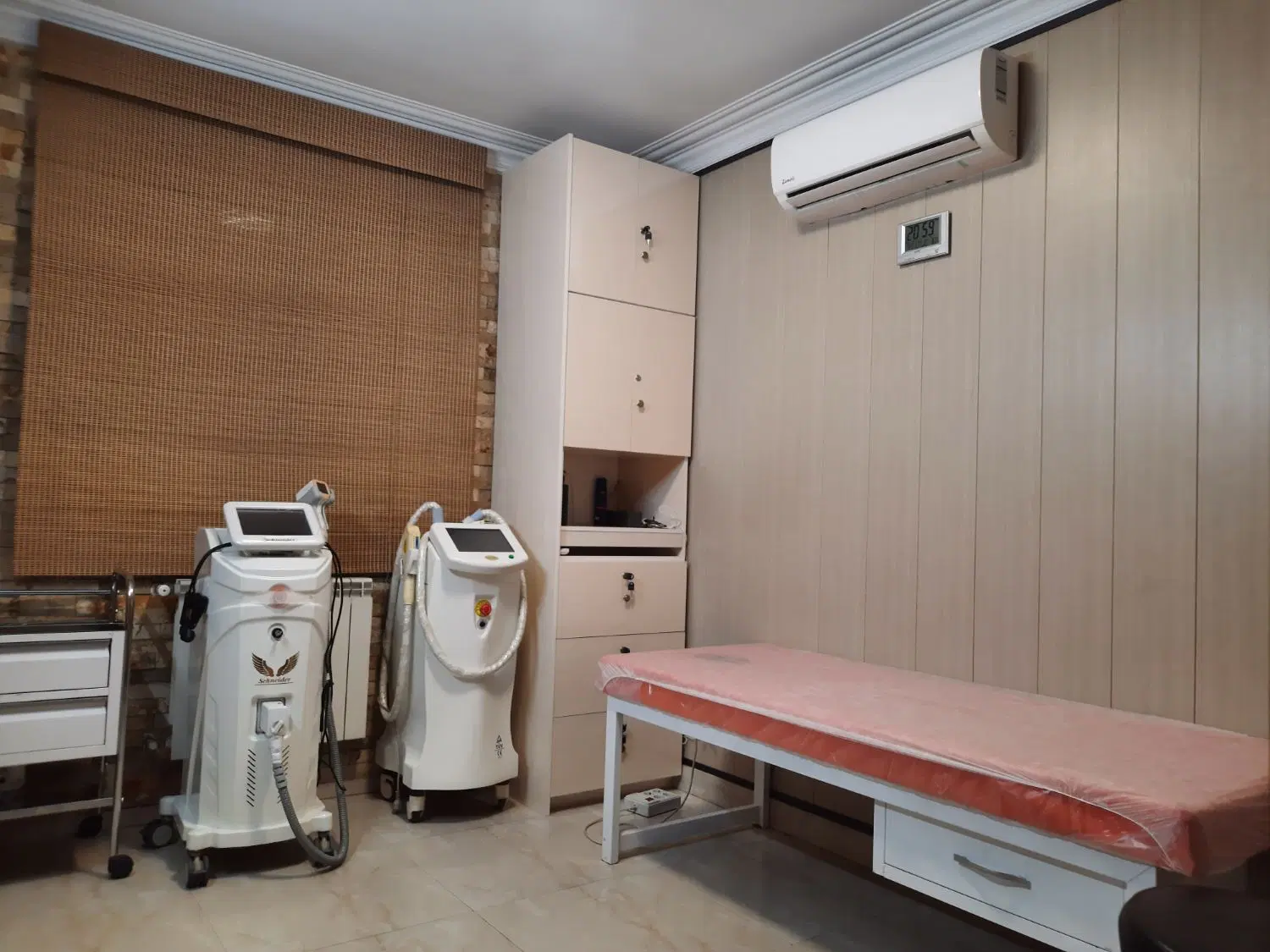 اجاره اتاق از کلینیک زیبایی