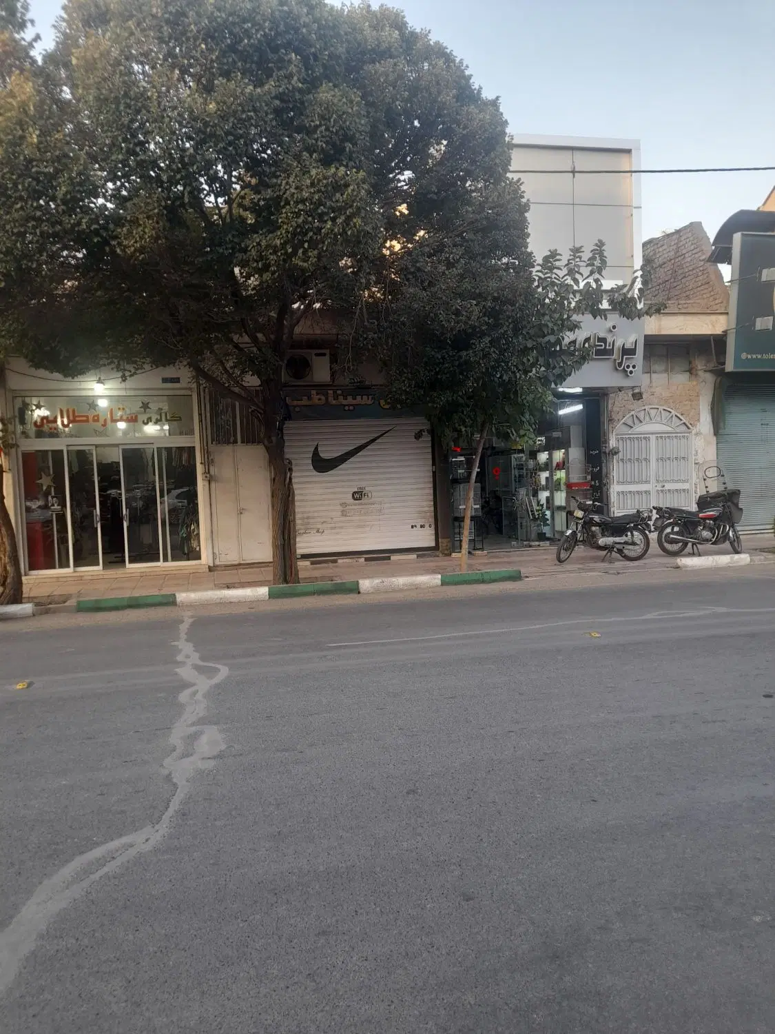 مغازه ۳۰ متری بر چهارمردان