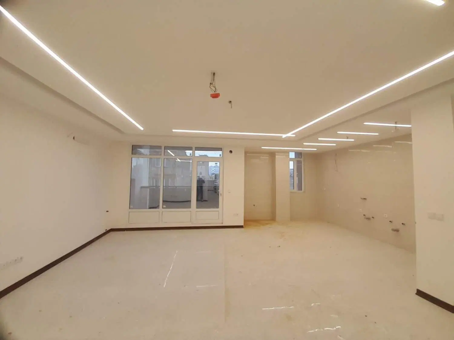 فروش آپارتمان ۱۲۰ متری در کوچه زنبق
