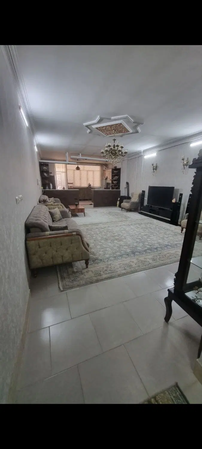 اپارتمان ۱۲۰ متری در وحید