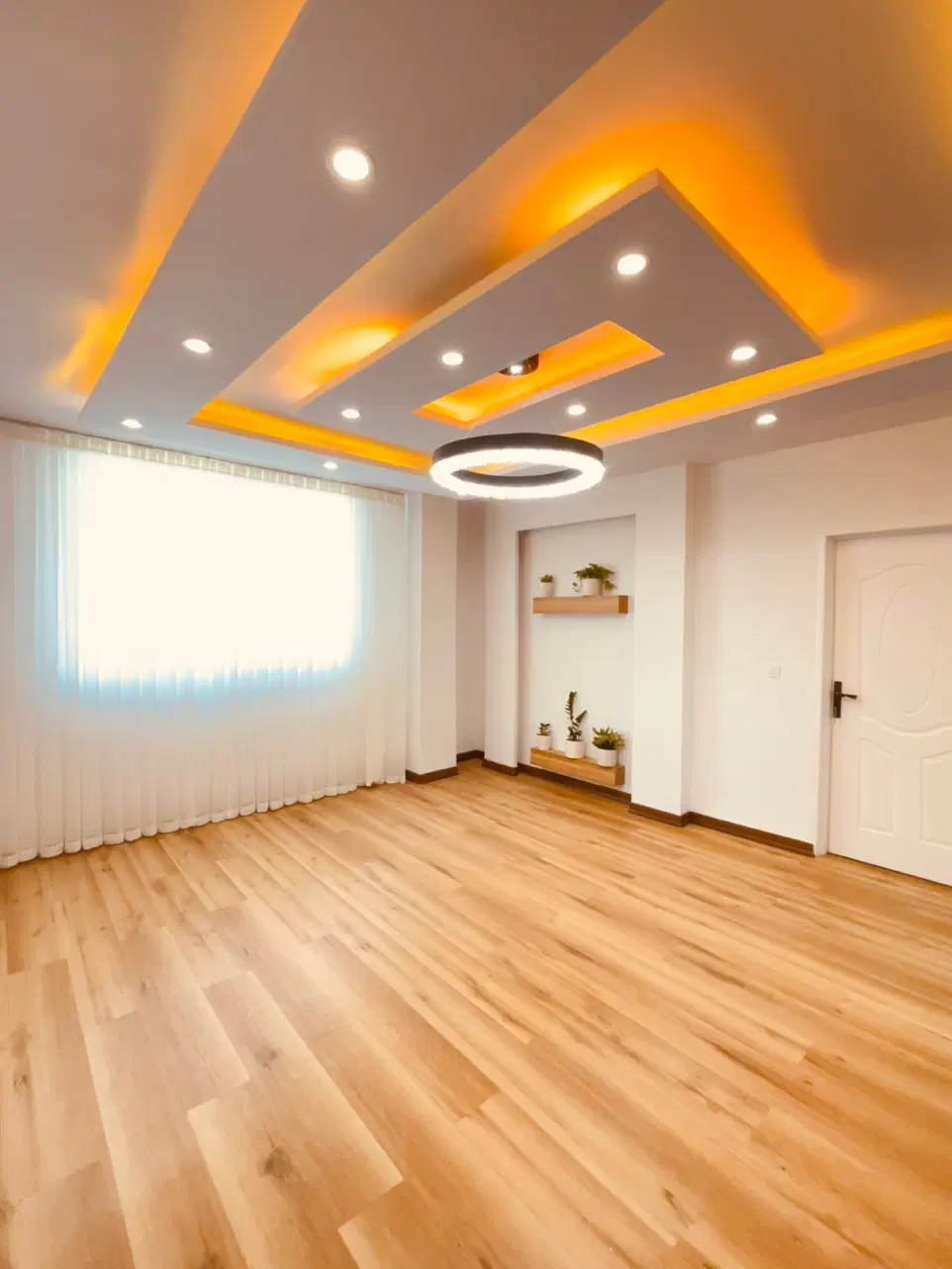 ۶۰متـر_دوخـواب_سالـن نورگـیر_تاپ لوکـیشن