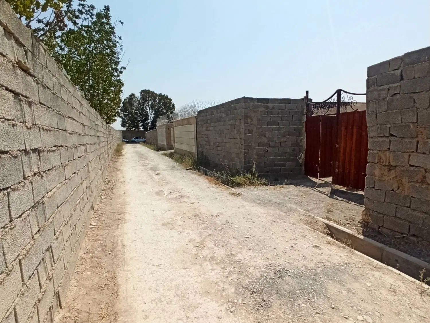 ۴۰۰متر زمین خوش قواره آب برق گاز