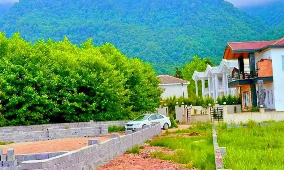۲۵۰مترالان بسازویوبازسندششدانگ جوازساخت