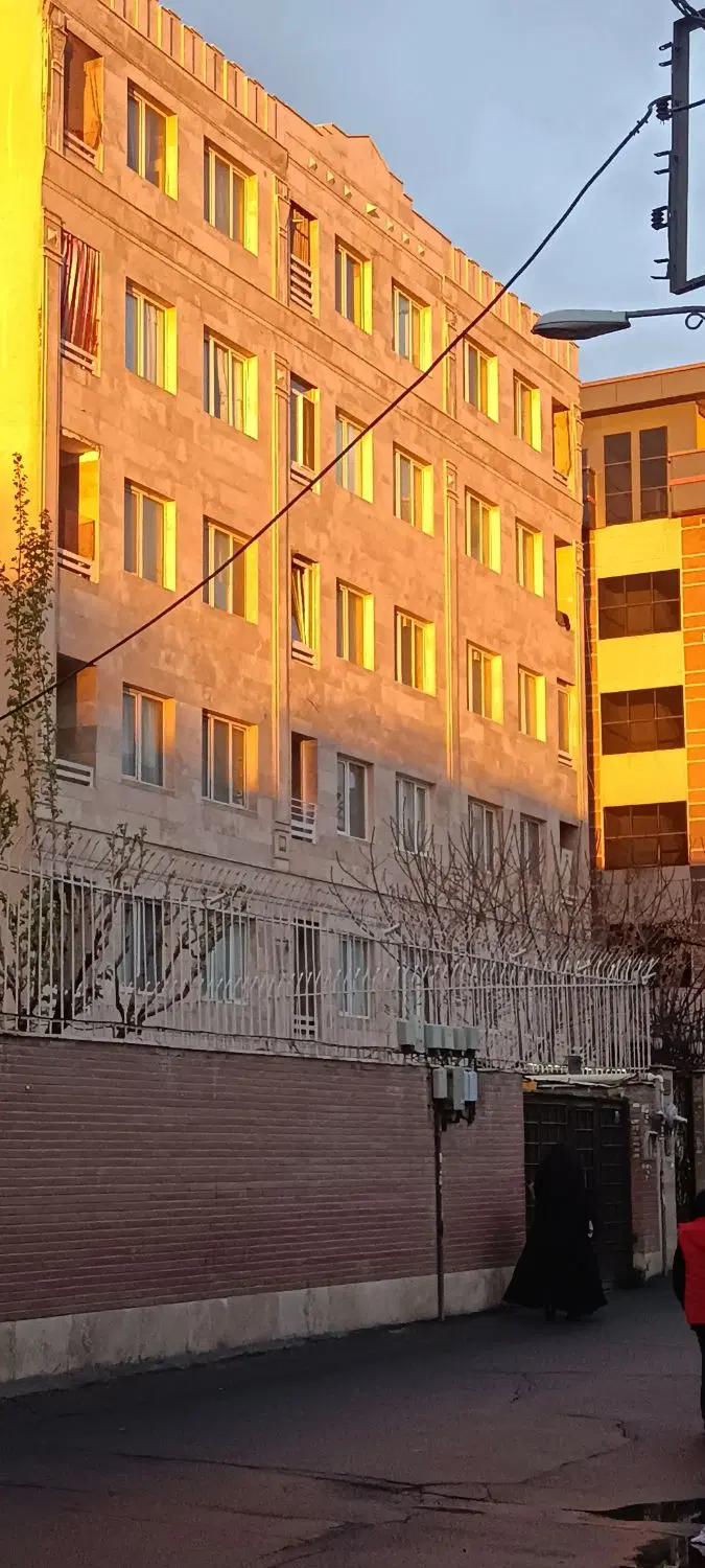 فروش نوساز 64متر 2خواب سندتک برگ پارکینگ آسانسور