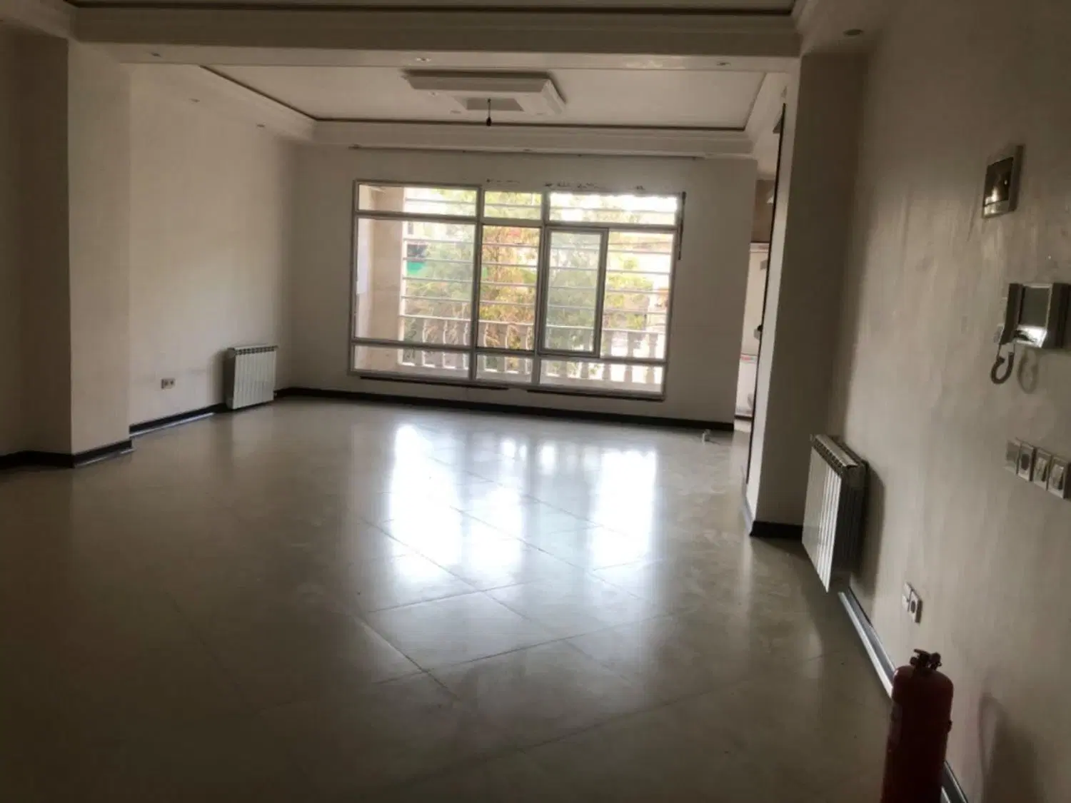 آپارتمان تک واحدی فاز یک کیو