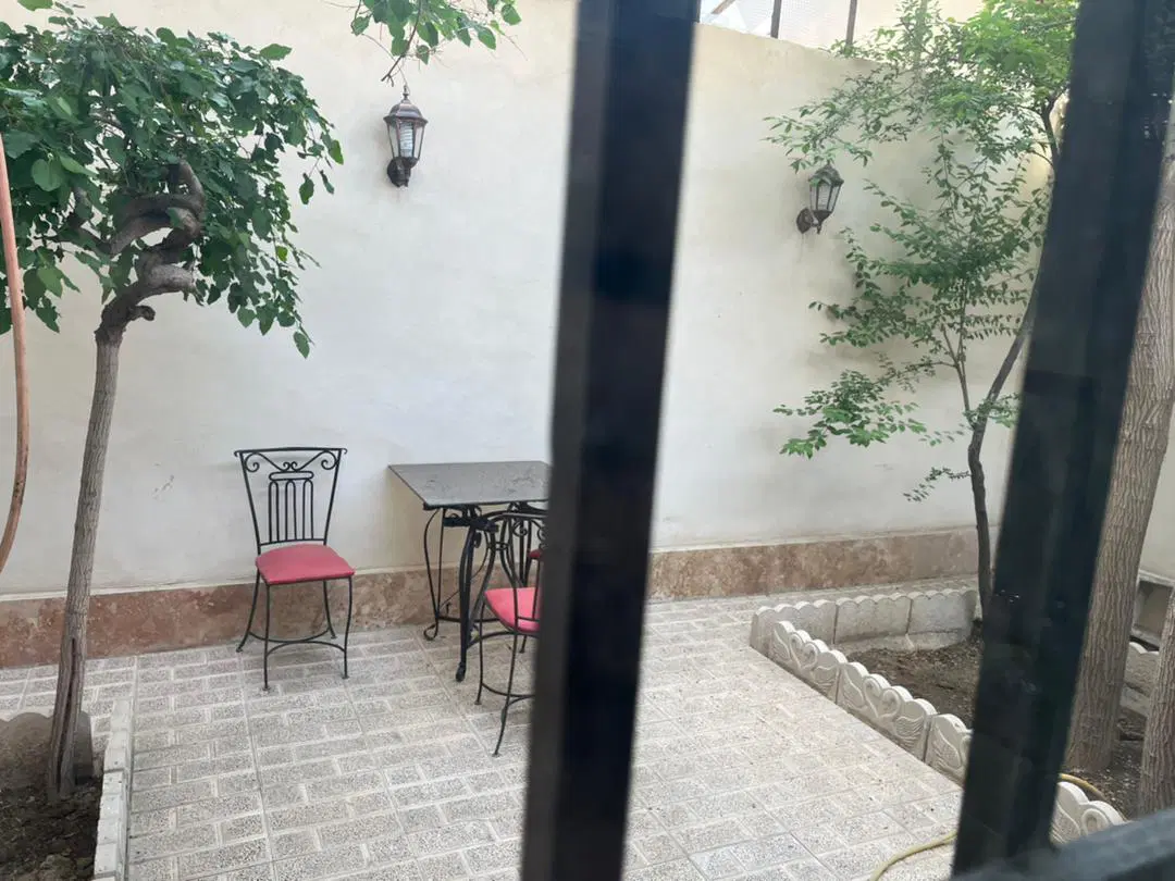 خانه ویلایی شاخه اصلی فردیس فلکه اول ۱۳۴ متر بر۱۰
