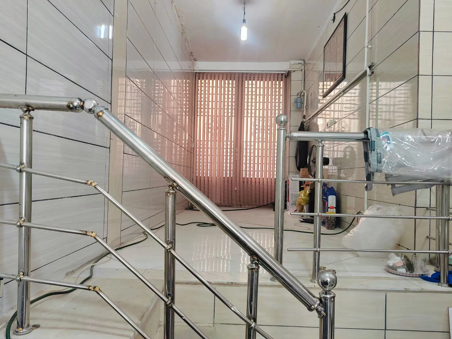 رهن و اجاره مغازه هشتاد متری