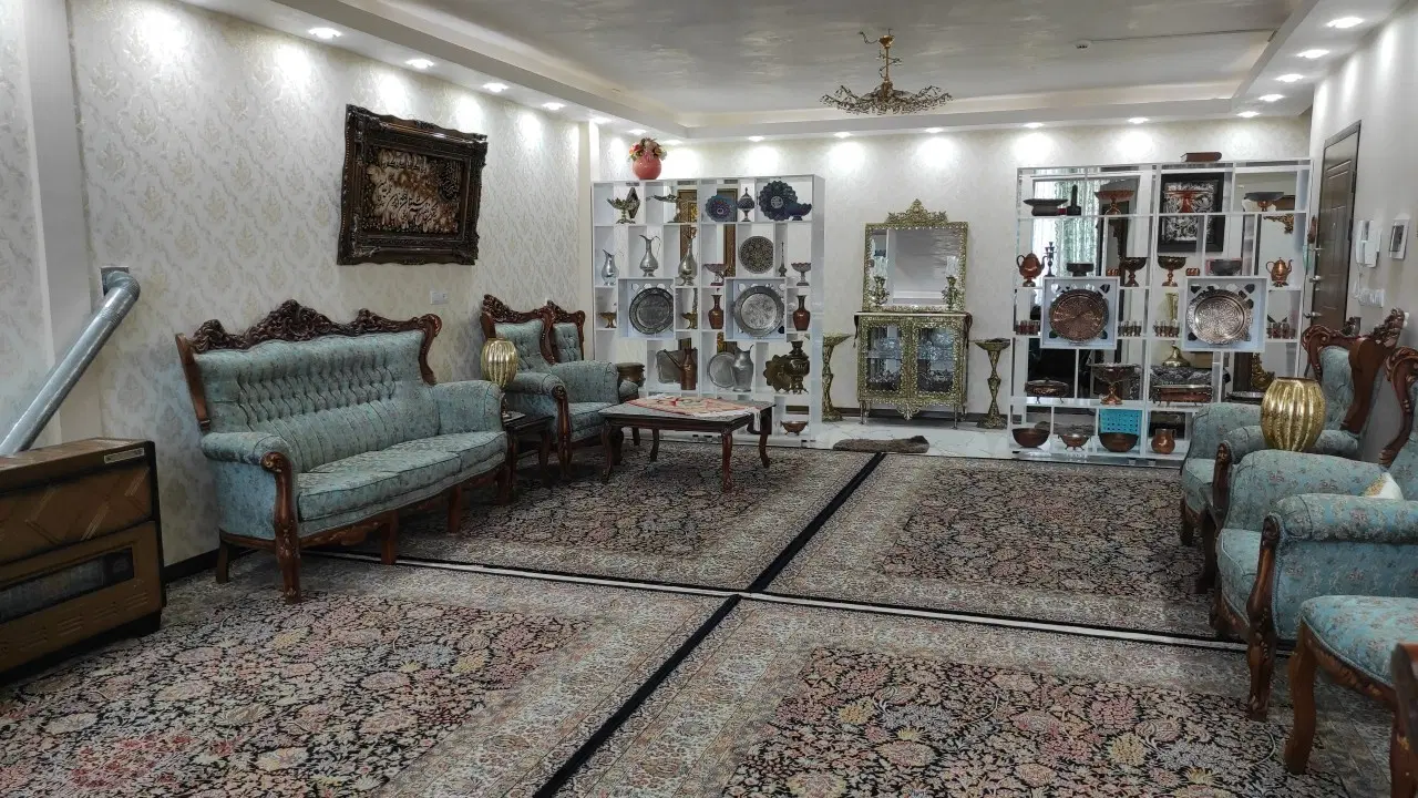 منزل مسکونی دو طبقه