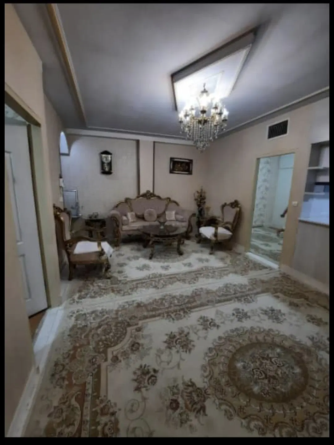 ۶۵ متر دو خواب ۱۹ شرقی قلم