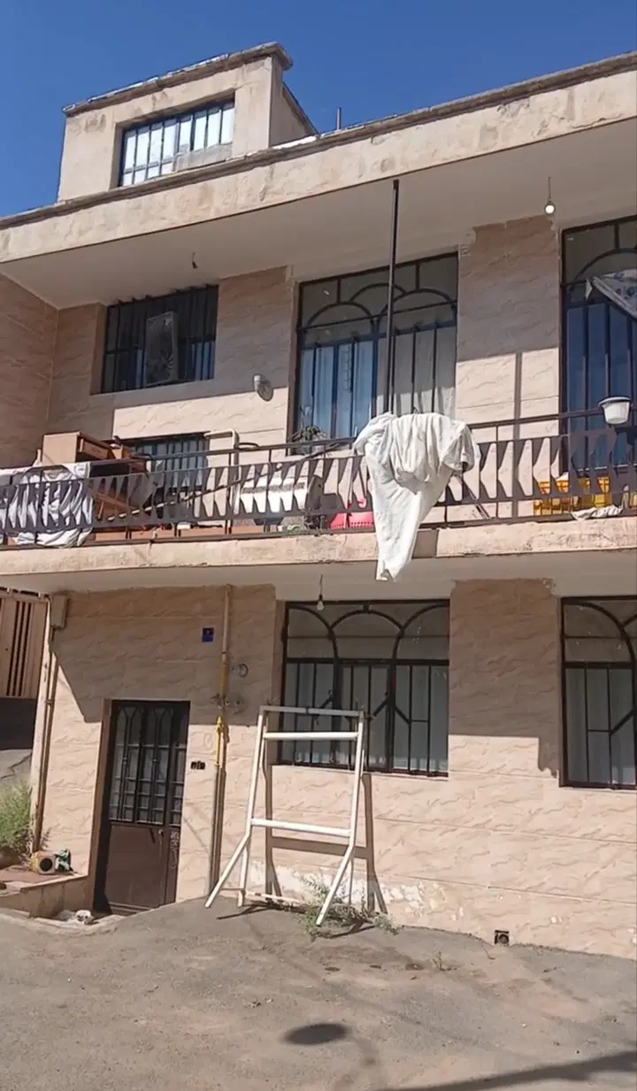 یک پنجاه و پنج متری اجاره داده میشه 200 رهن