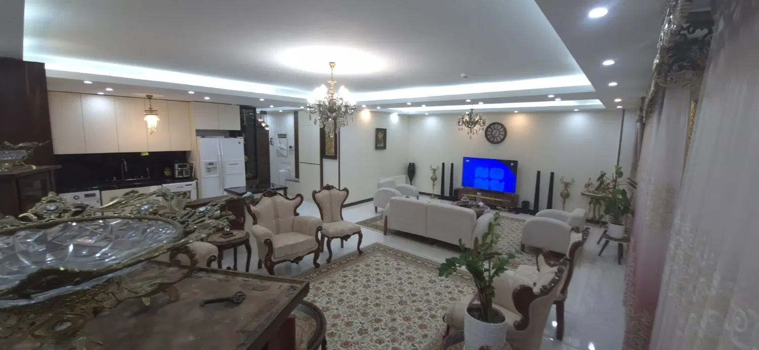 آپارتمان  تک واحدی ۱۴۰متری
