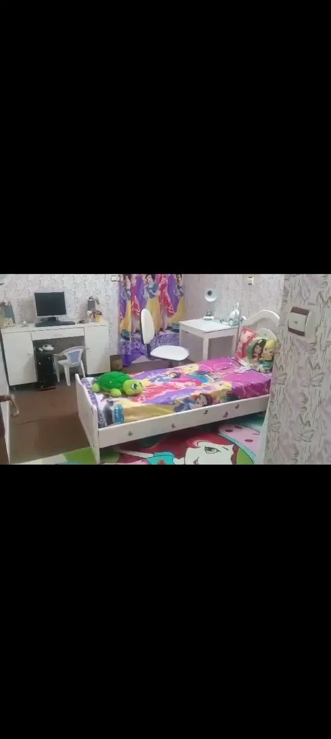 با سلام منزل کرایه طبقه بالا