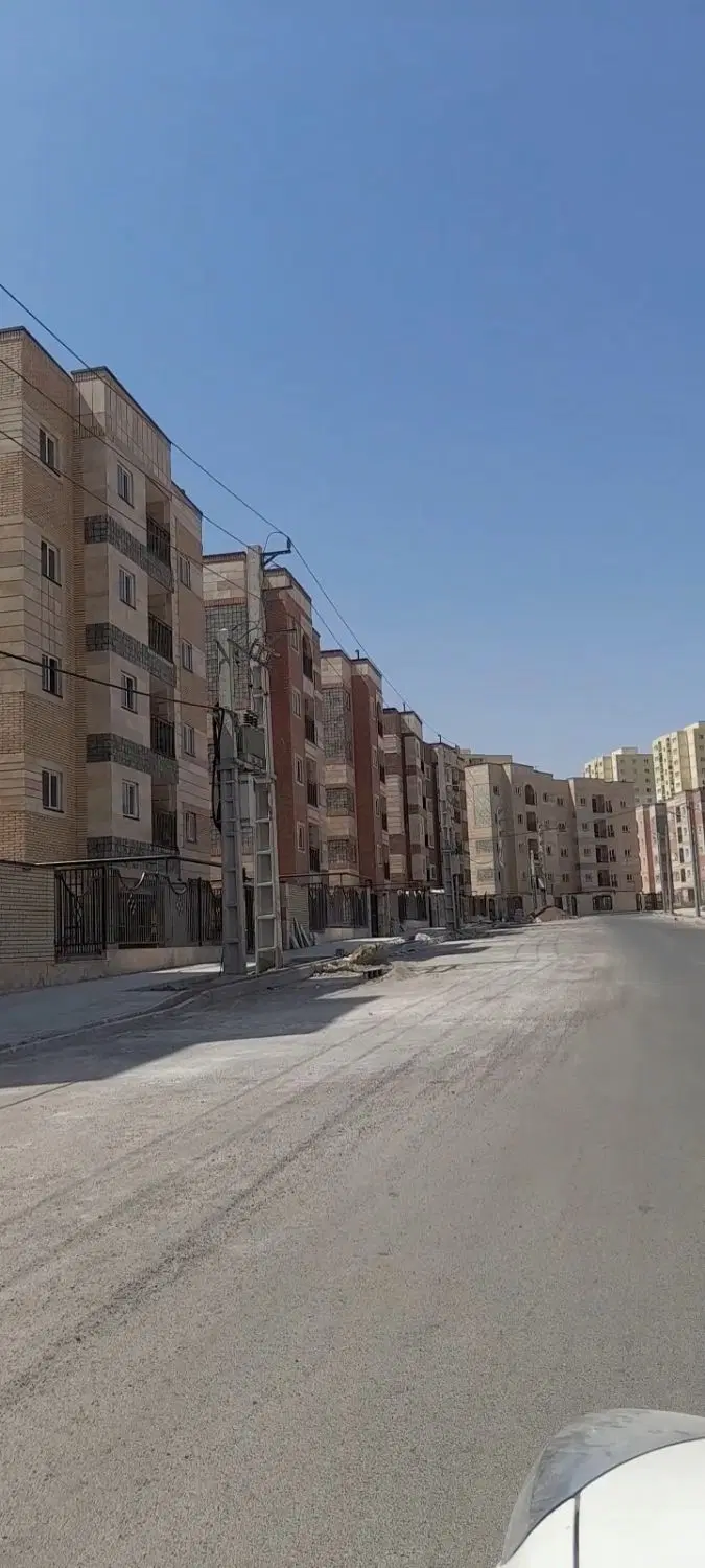 آپارتمان پروژه غدیر ۷۶ متری دو خواب پارکینگ مسقف