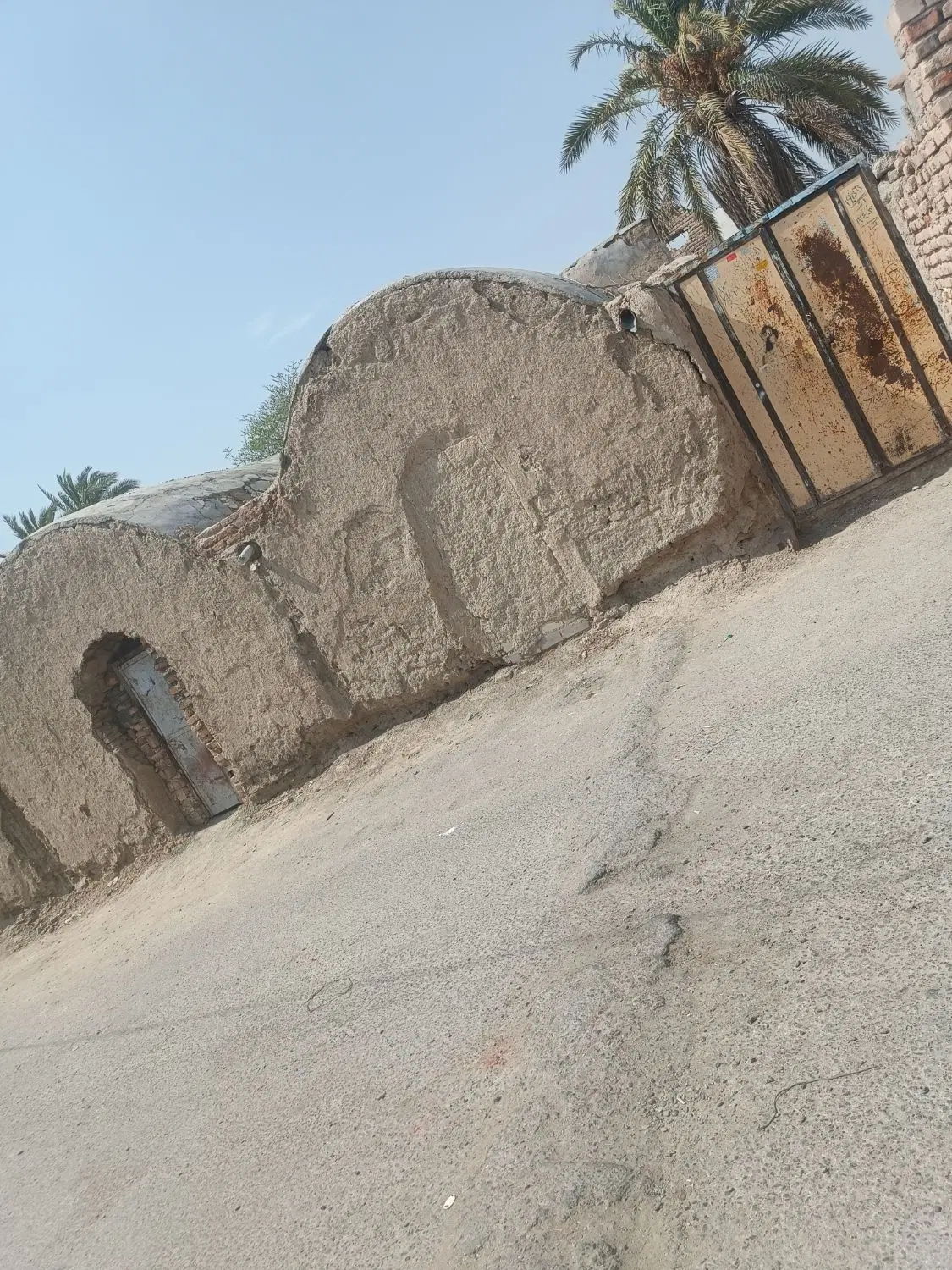 زمین مسکونی