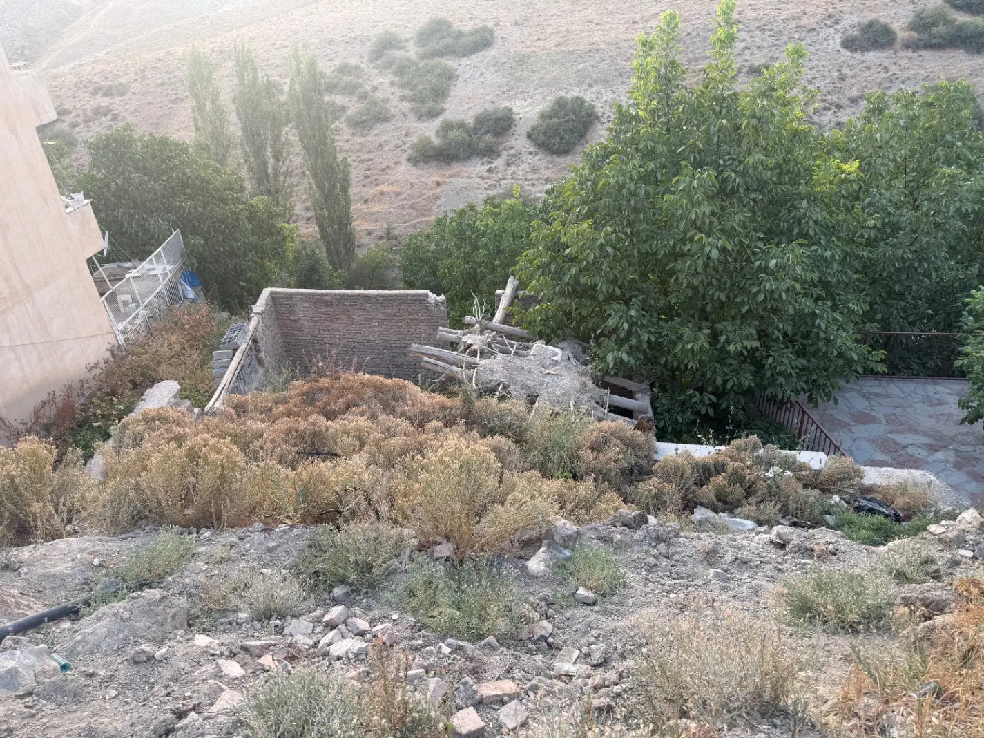 زمین انباج لواسان