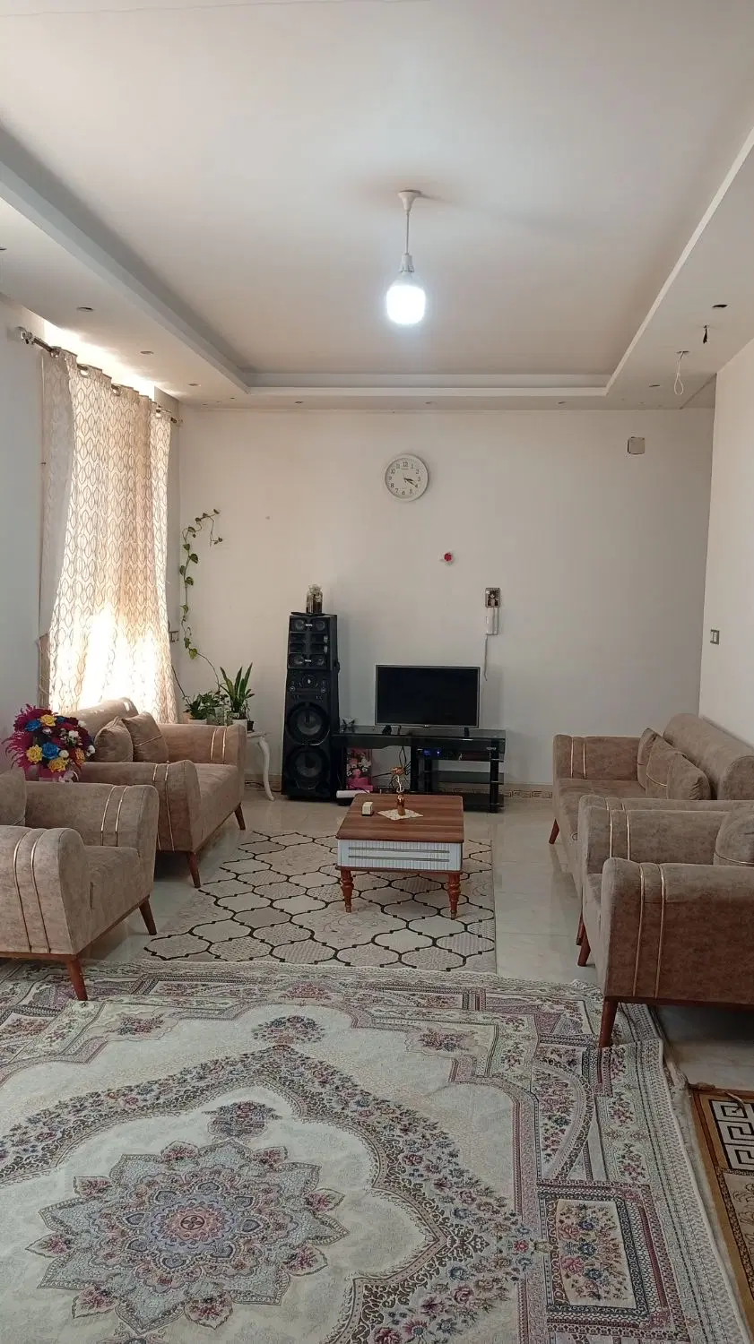 حیاط دار 140متر  2 خواب کوشک