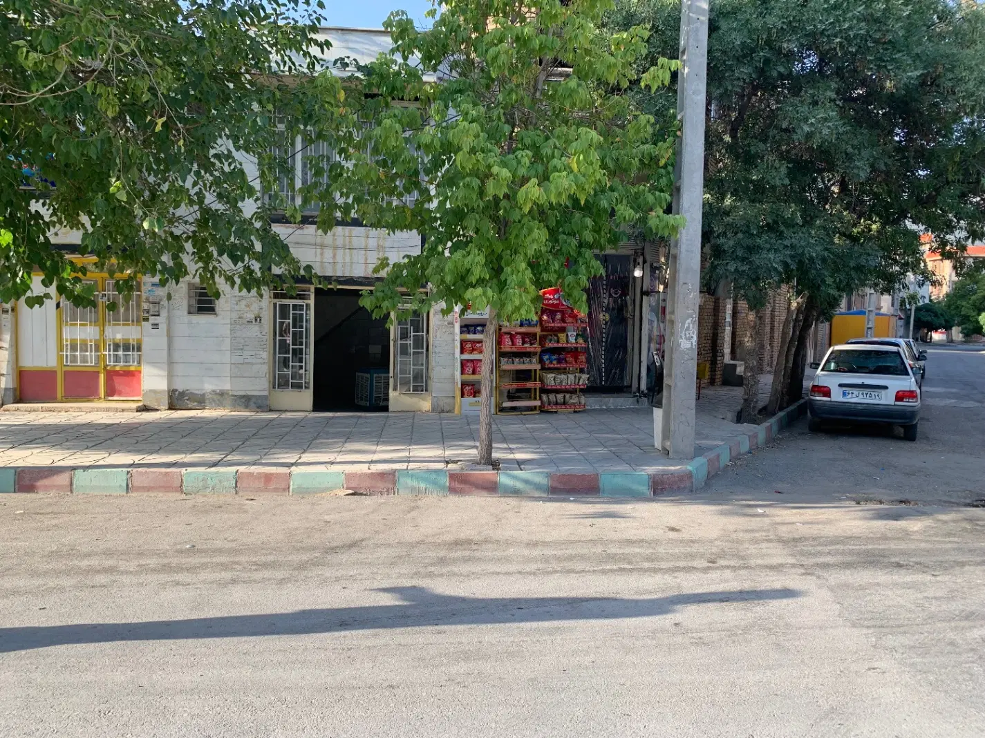 تجاری مستقل ۲۷۶ متر بر اصلی کارمندان ایستگاه ۴