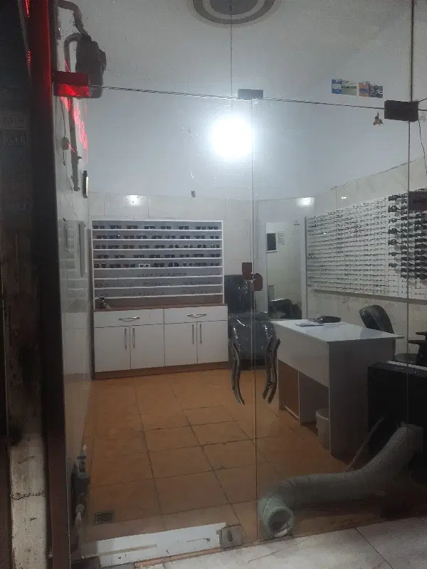 مغازه ۱۵ متری