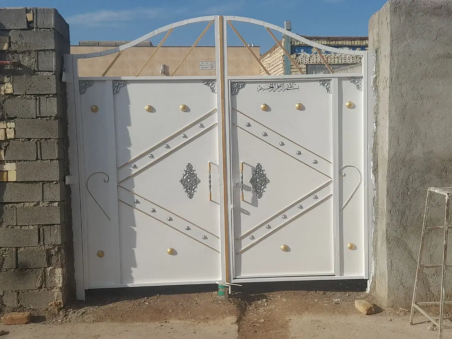 سلام خانه ۲۱۰متری فروشی