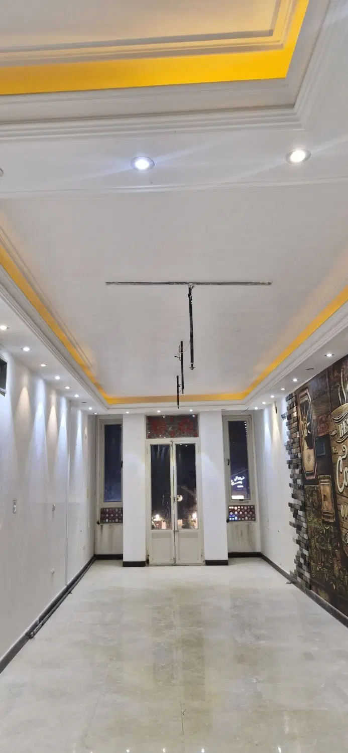 تاپ مغازه تجاری سه طبقه
