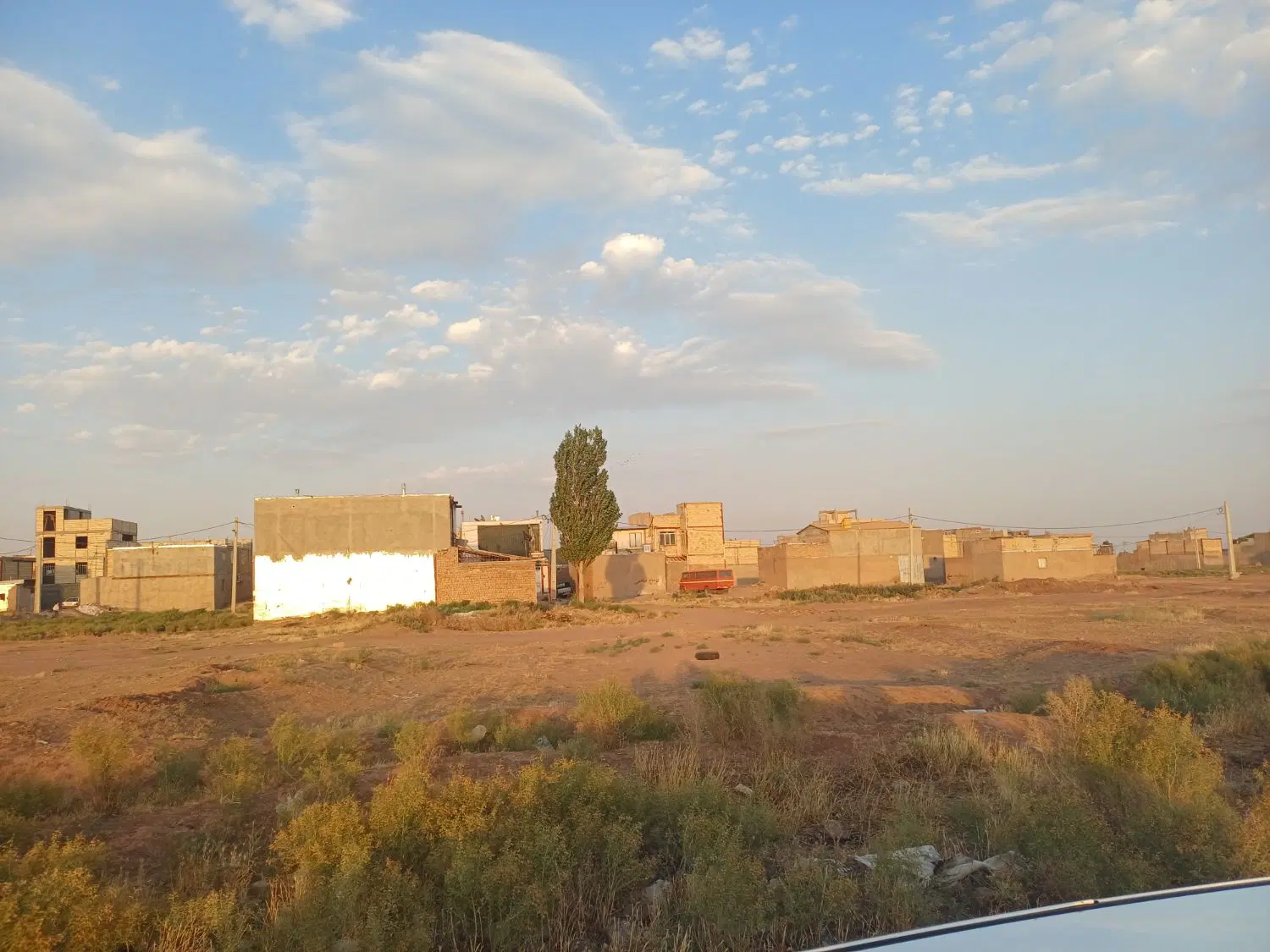 زمین مسکونی