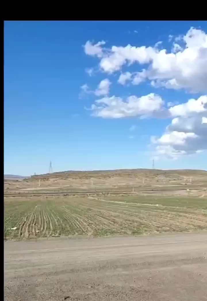 زمین کشاورزی بر جاده ۶۵۰۰متری