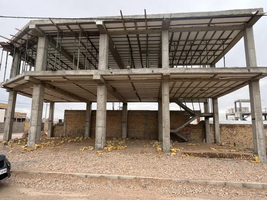 ملک تجاری مسکونی عارف
