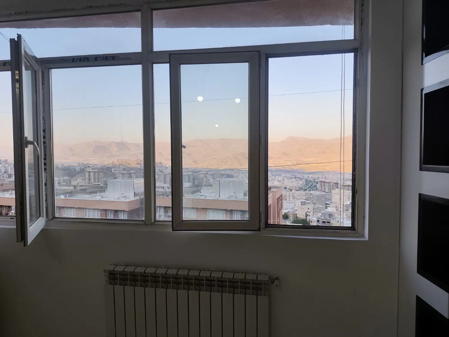 آپارتمان نود متری فراز پایانه بلوک B14