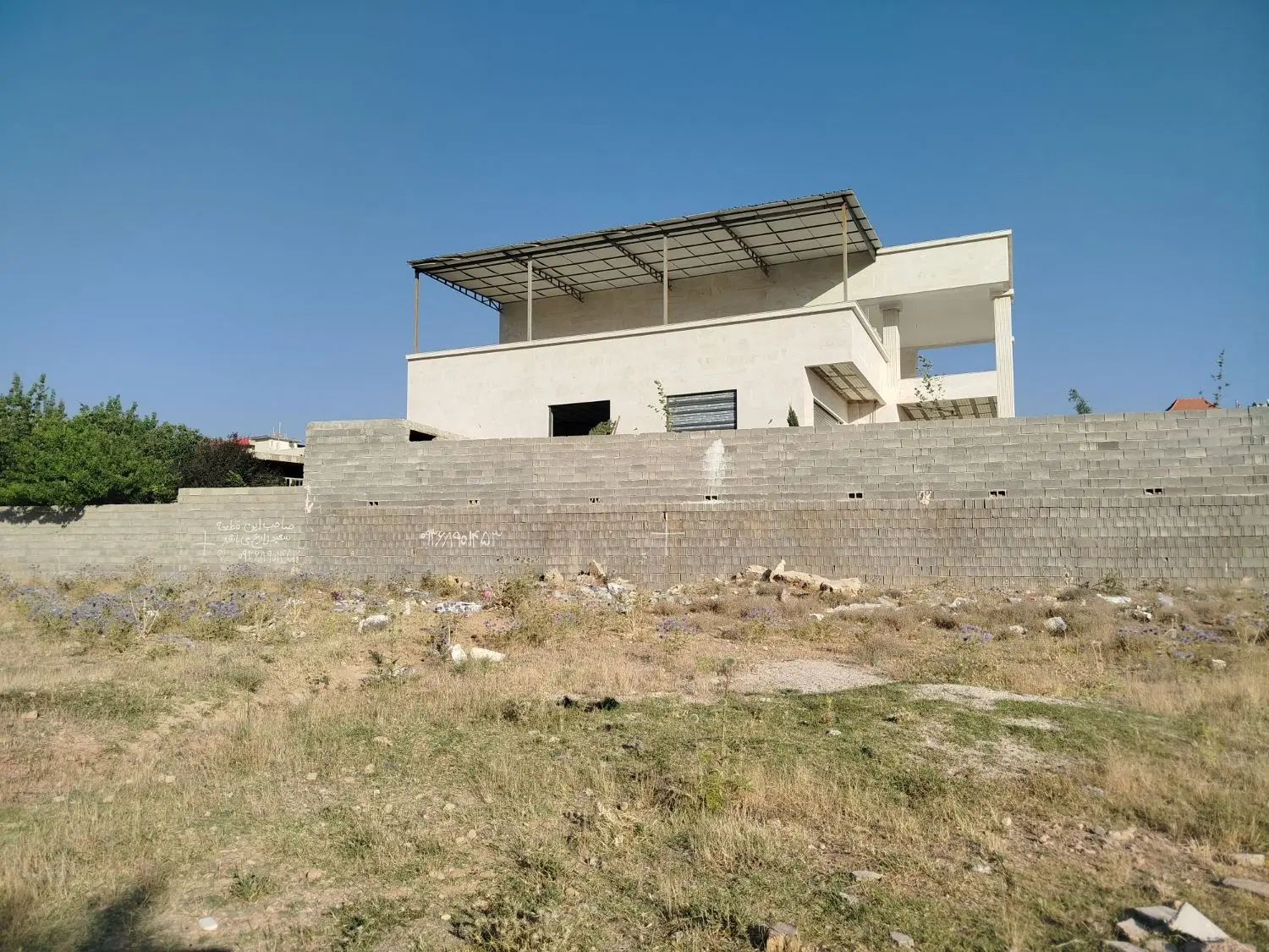 زمین مسکونی