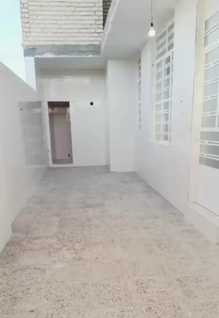 خانه طبقه همکف جرسقان