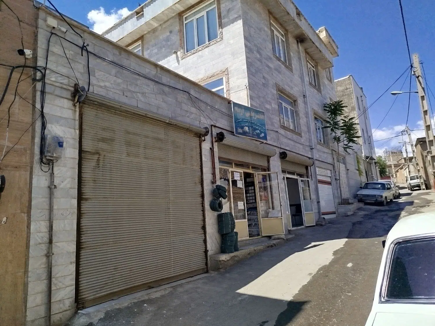 فیض آباد تجاری-مسکونی