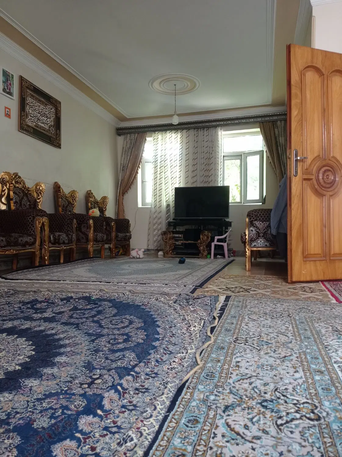 اجاره اپارتمان دوخوابه طبقه اول با پارکینک  م مهر