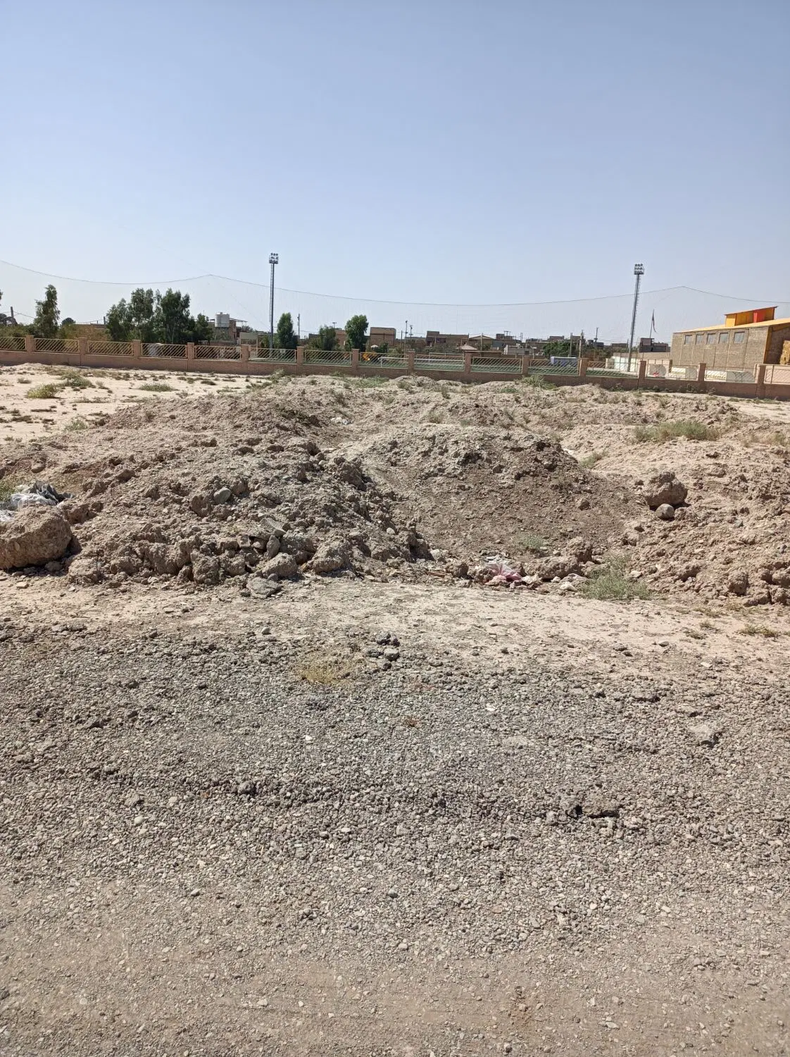 فروش‌زمین