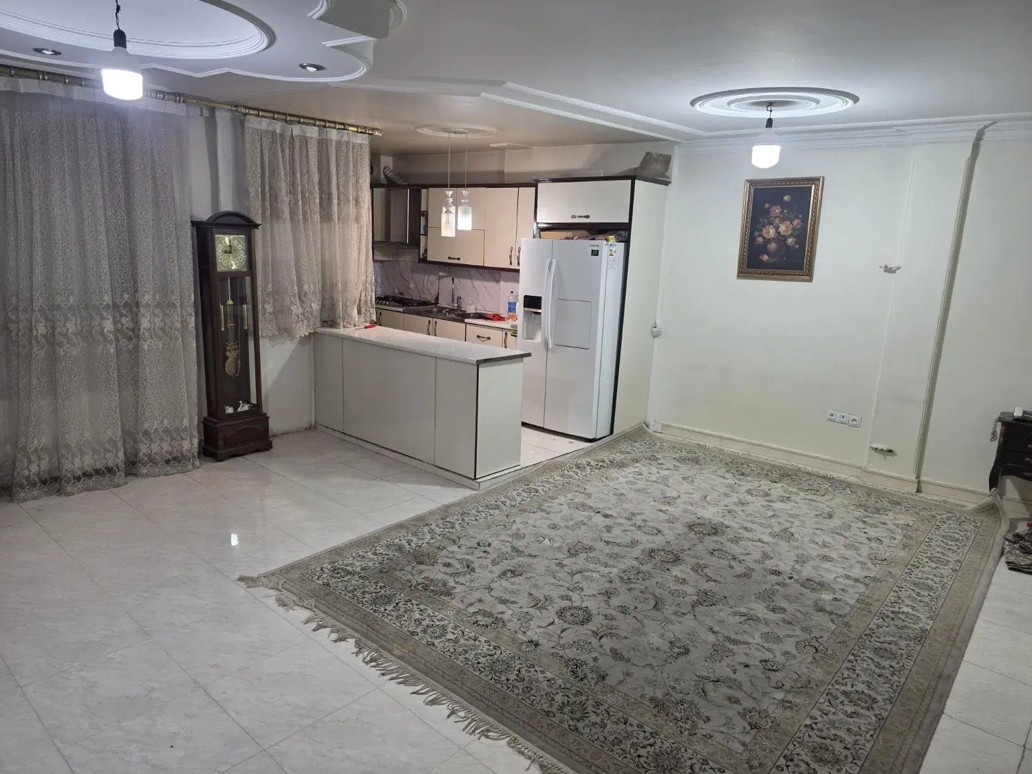 فروش ۹۳ متر تکواحدی ۱۲ فروردین