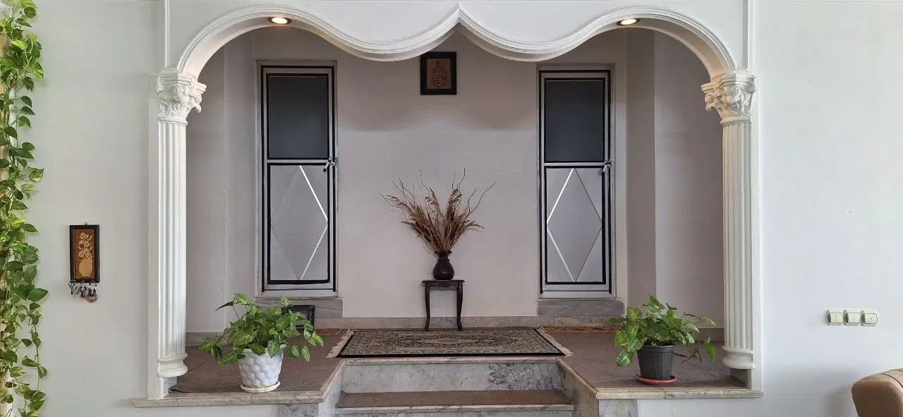 اجاره واحد ۱۳۰ متری شهرک شهرداری( ایثار)
