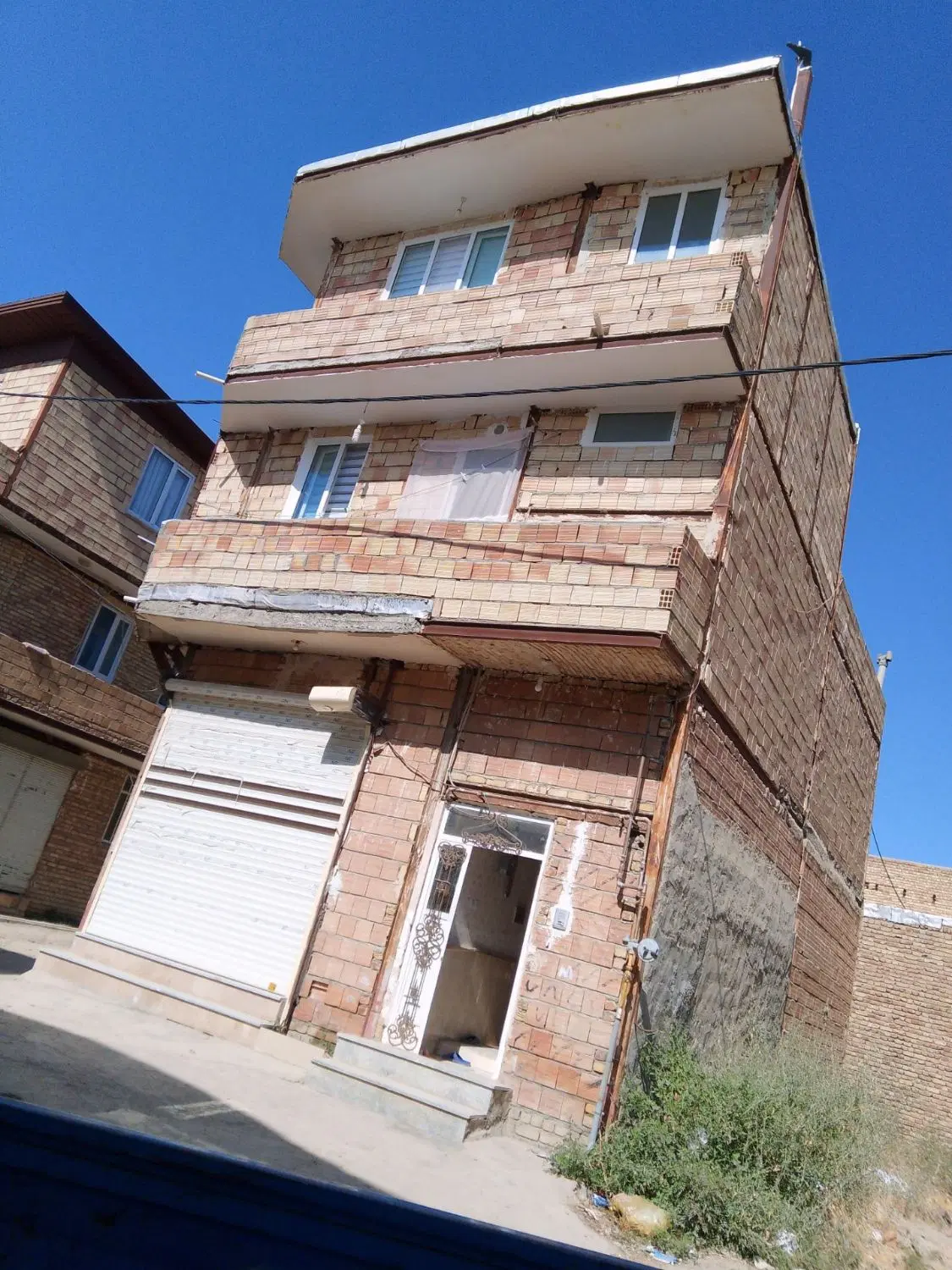 خانه مسکونی در بادکی