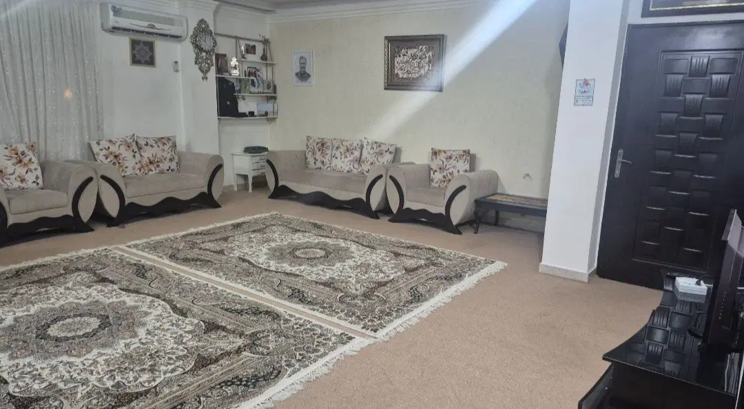 آپارتمان ۱۱۰ متری بلوار شهدای گمنام P اختصاصی ط ۱