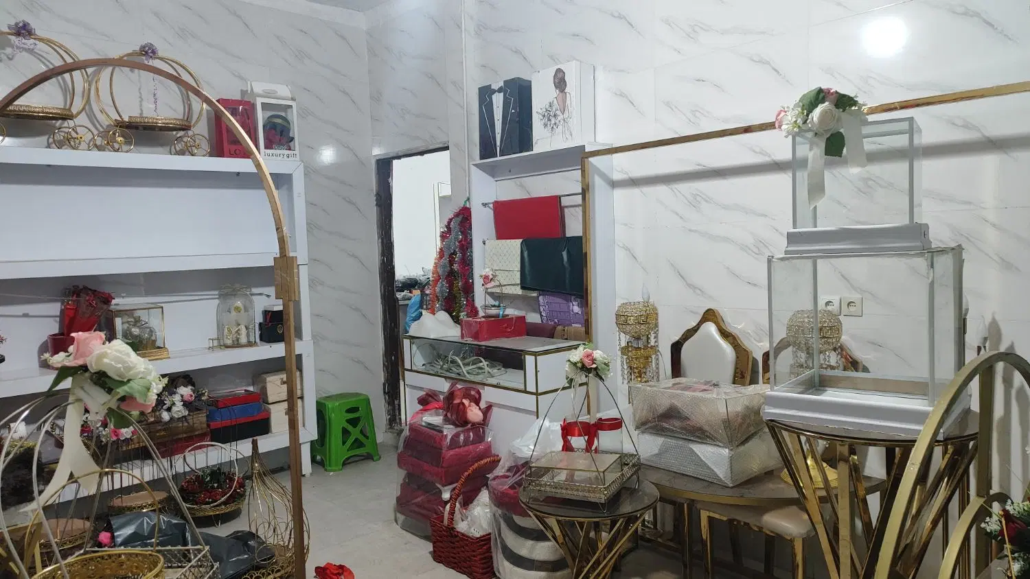 مغازه تمیز
