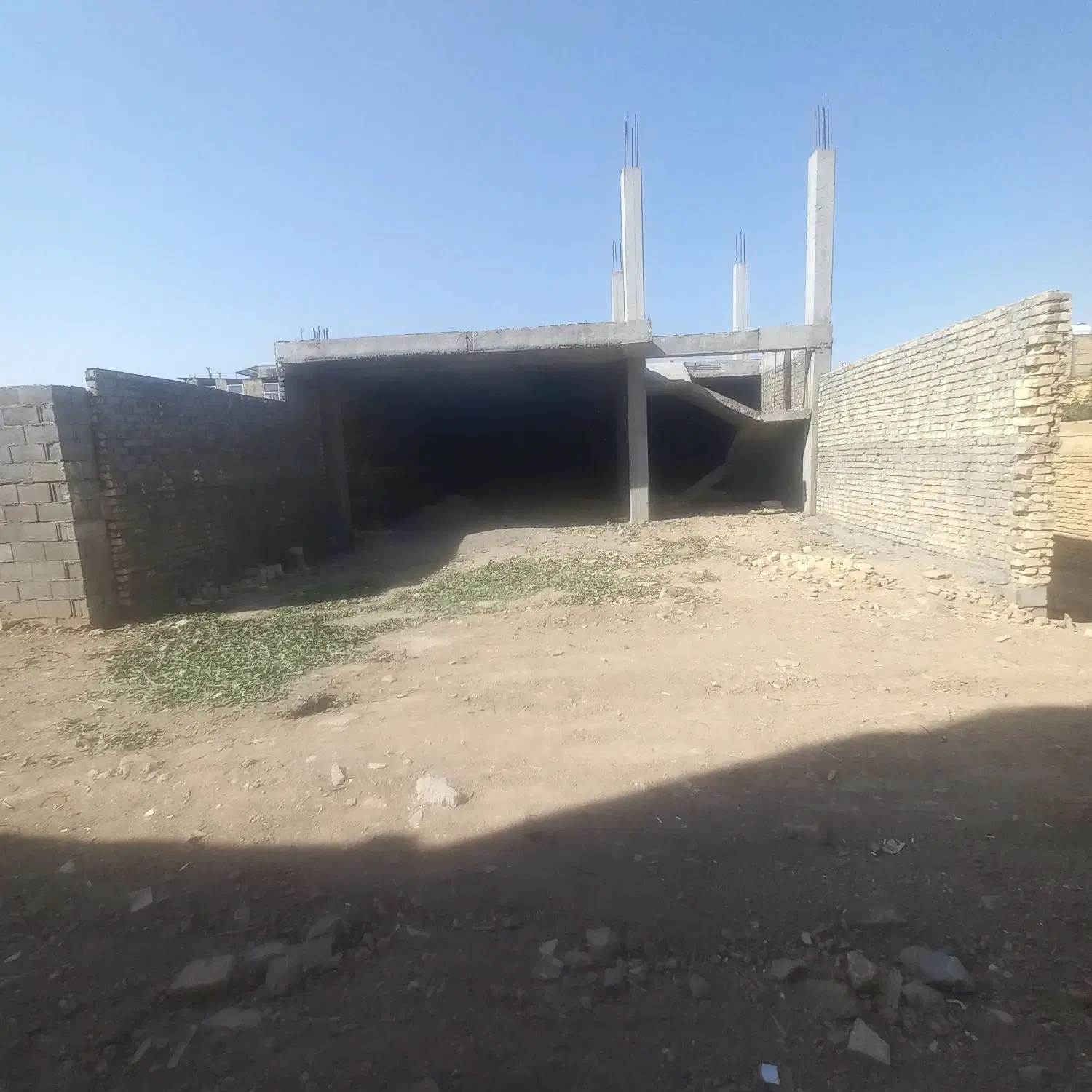 سقف وستون یک طبقه درچه دینان