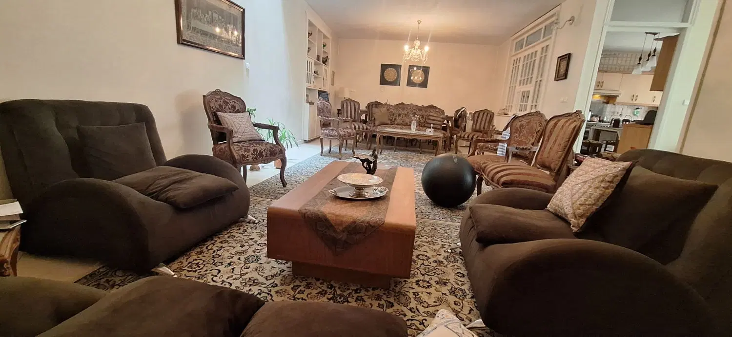 ویلایی خوش نقشه احمدآباد