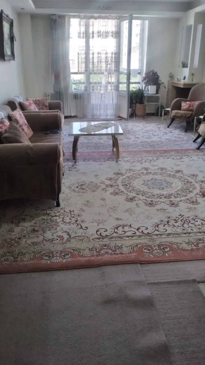 آپارتمان خیابان بزرگ مهر