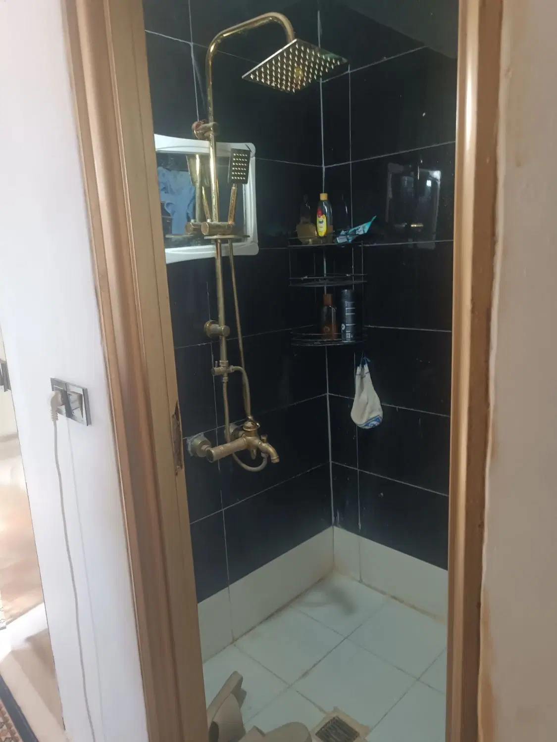 سوییت نزدیک حرم باپشت‌بام اختصاصی